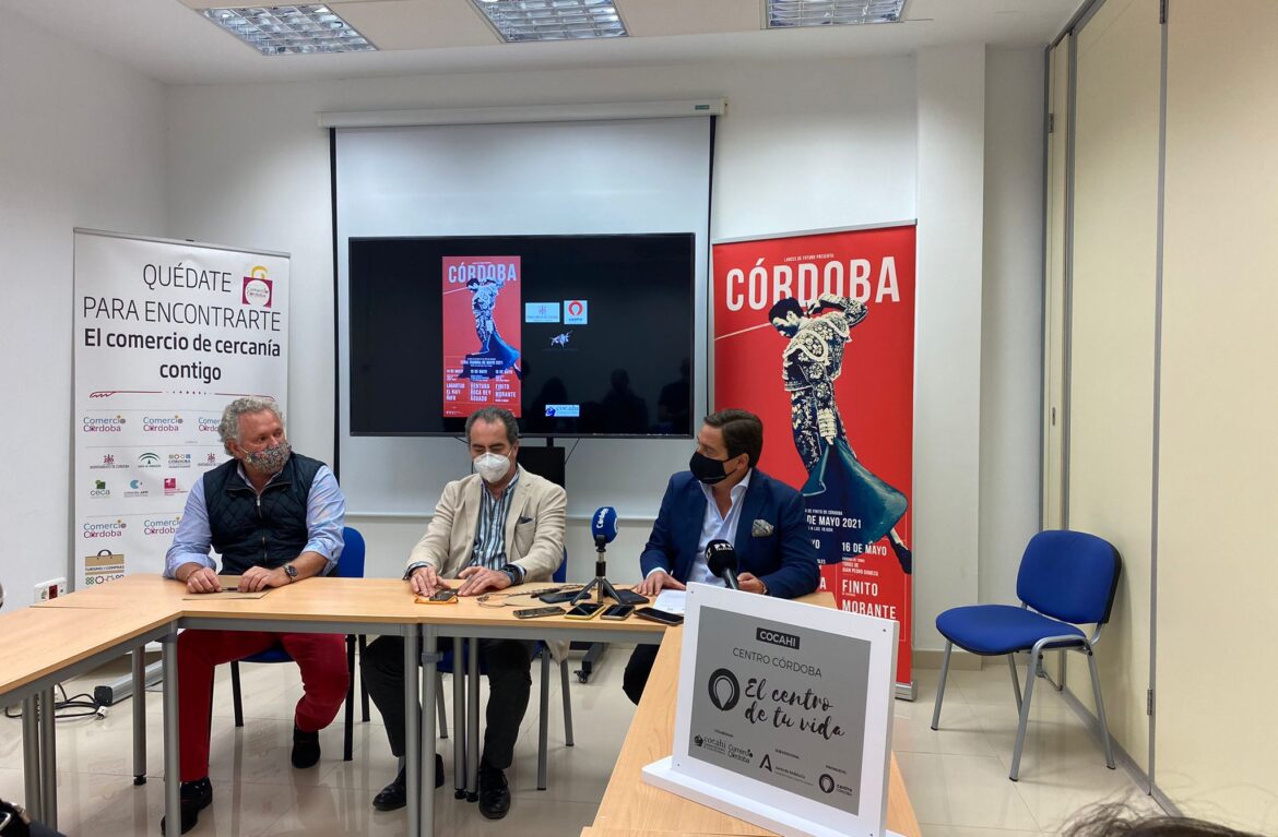 Centro Córdoba organiza el I concurso de decoración de escaparates comerciales